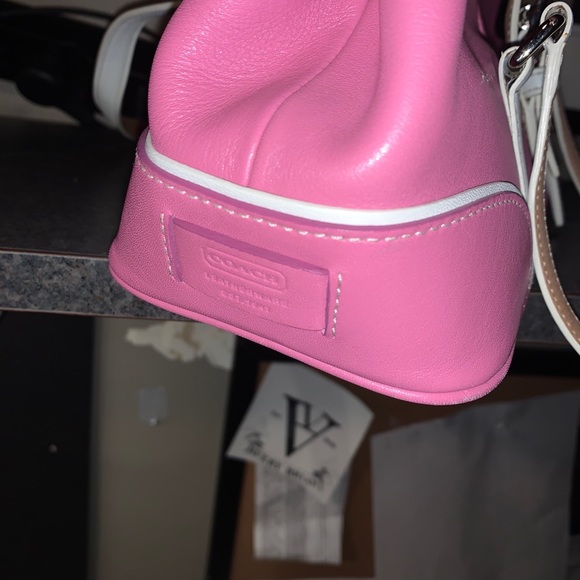 Coach clutch - Picture 4 of 5